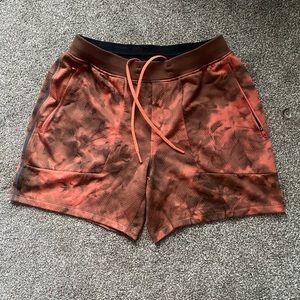 Lululemon Textured Tech Mens Shorts Lk New L